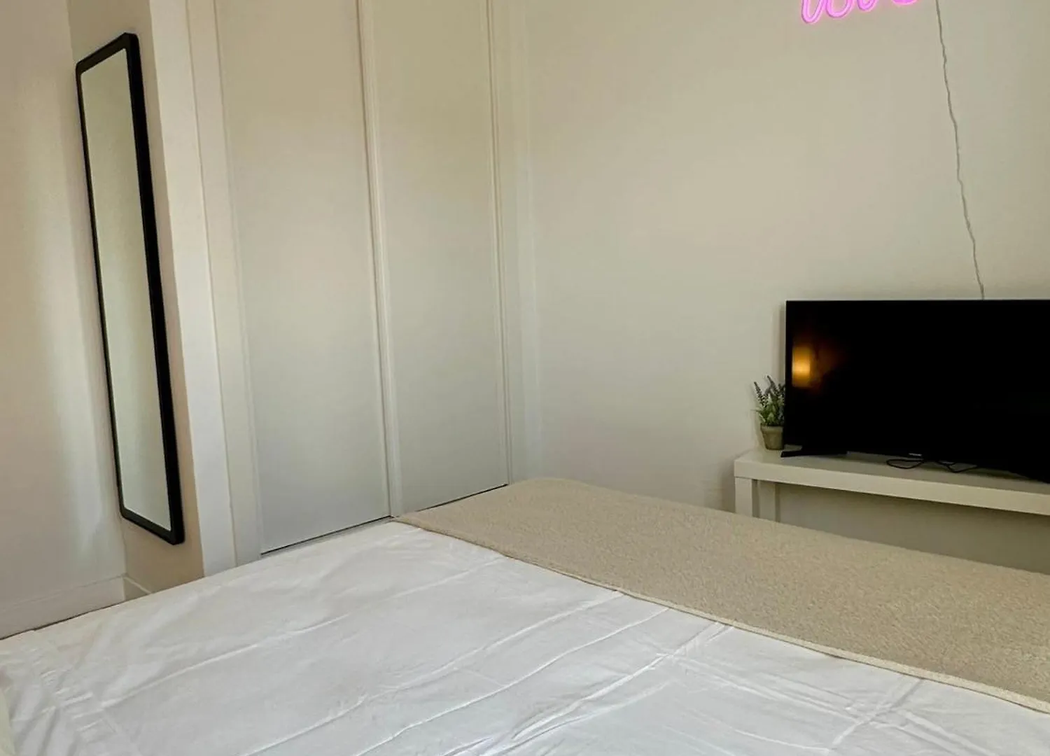 Apartamento Con Solarium En Malaga Centro Apartment