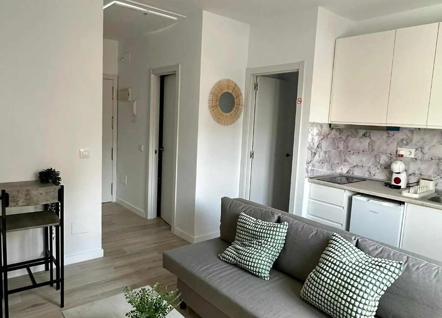 Apartamento Con Solarium En Malaga Centro Spain