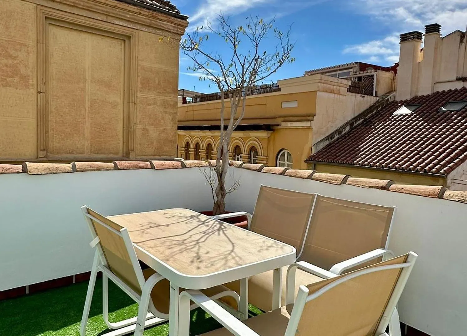 Apartamento Con Solarium En Malaga Centro 0*,  Spain